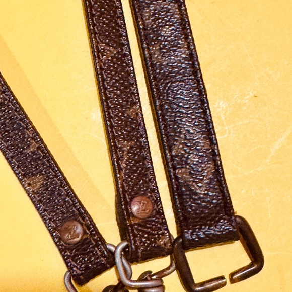 Louis Vuitton Strap Unversal Ajustabile size.
The price Is For 1 strap only!! - Picture 12 of 16